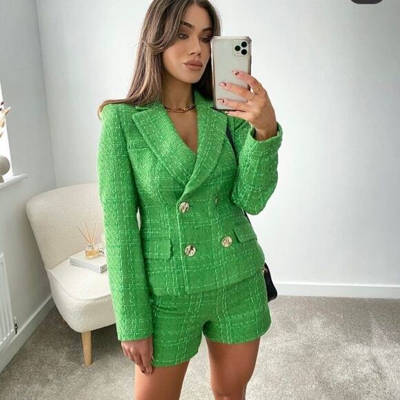 Zara Kate Middleton Textured Tweed Boucle Apple Green Gold Button Cropped Blazer - Picture 6 of 14